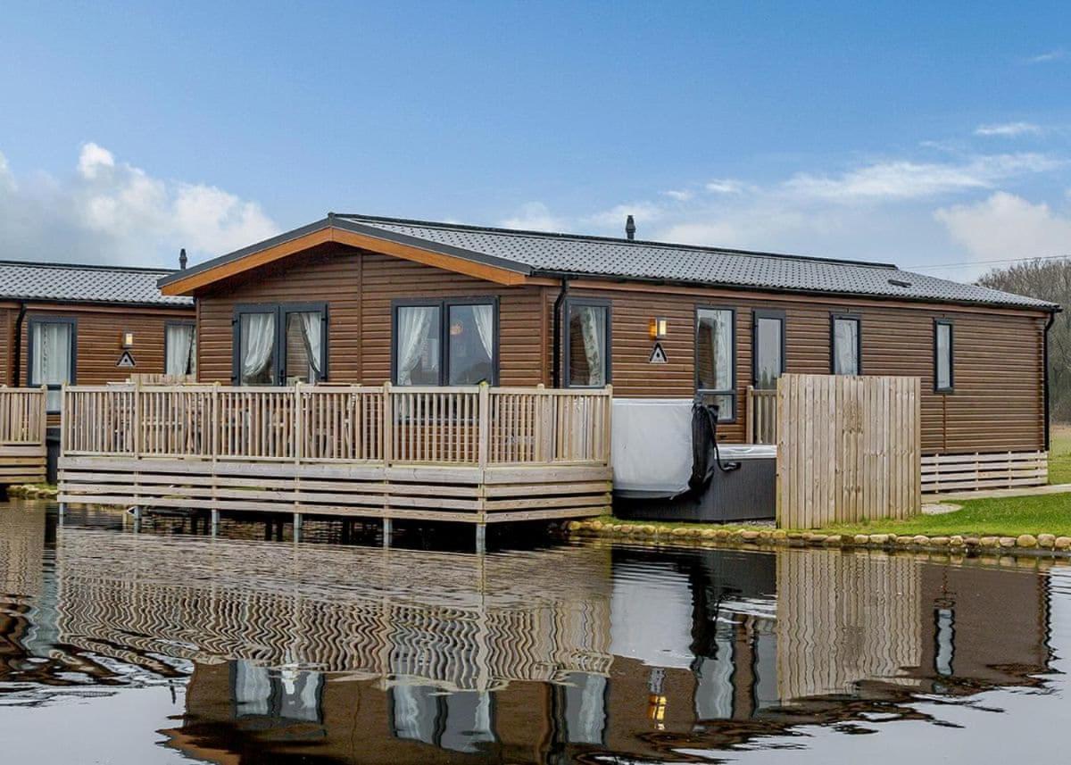 Woodland Lakes Lodges Thirsk Zewnętrze zdjęcie